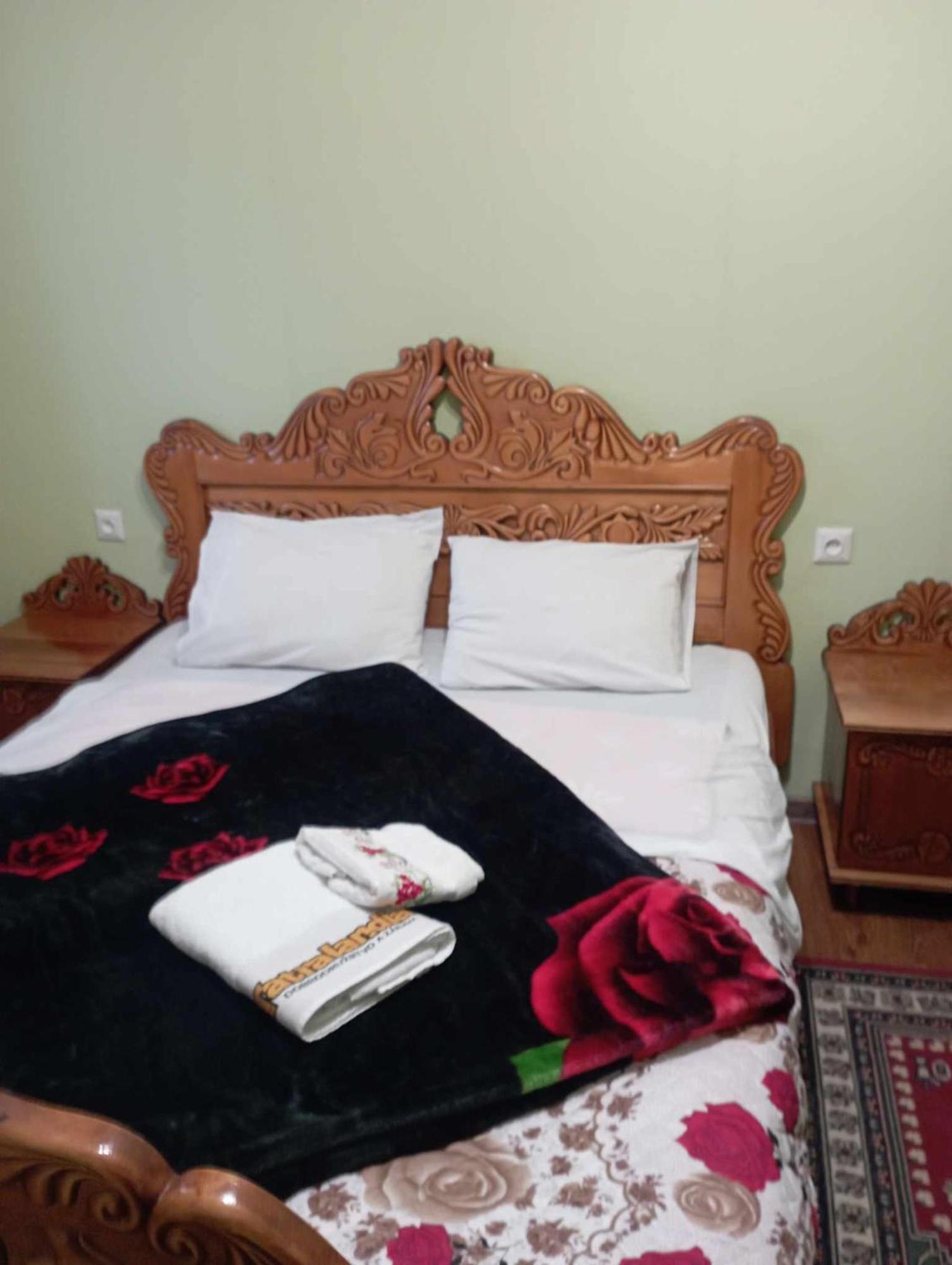Hotel Nikea Paradiso Kutaisi Luaran gambar